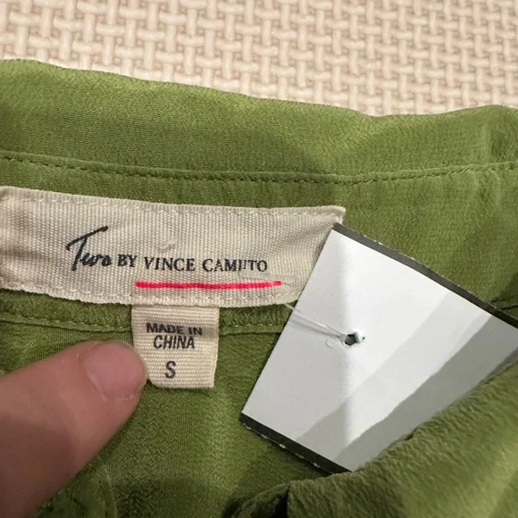 Vince Camuto 100% Silk Olive Green Utility Blouse // Size Small - Picture 4 of 6
